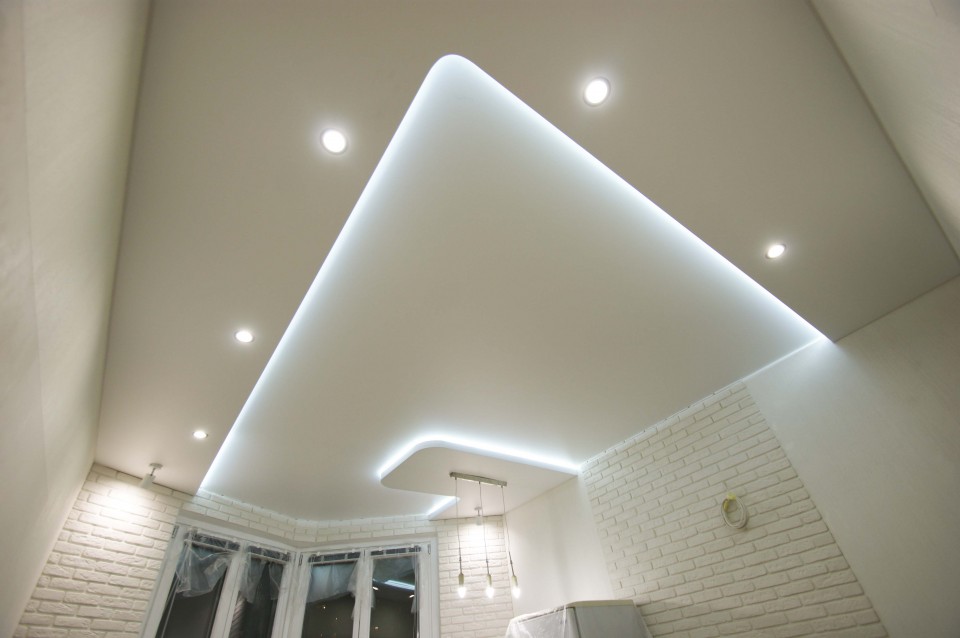 Заказать парящие натяжные потолки в г. Грязовец